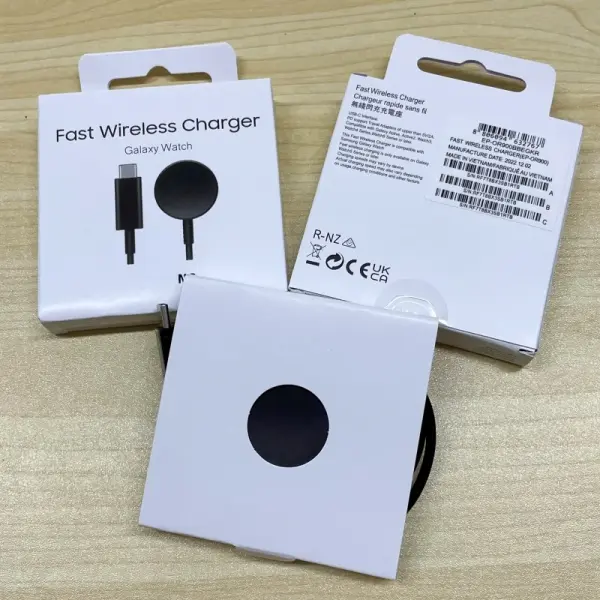 SAMSUNG Official Galaxy Watch Fast Wireless Charger (USB-C) Black